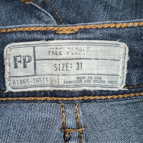 Free People Jeans Womens 31 Blue Vintage Straight Fit Whiskering Distressed - Picture 2 of 11